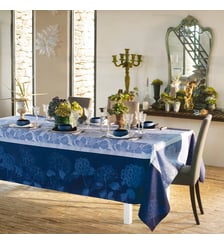 Nappe pur coton antitache motif jacquard bordeaux orange Hortensias rouille Garnier Thiebaut
