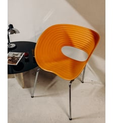 Fauteuil unique en polypropylène orange Jakob N°1381- Produit chiné Debongout