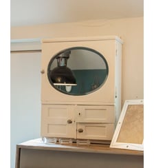 Armoire à pharmacie couleur crème Magda N°736 - Produit chiné Debongout