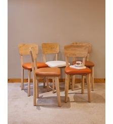 Lot de 5 chaises en bois poncé Claude N°1616- Produit chiné Debongout