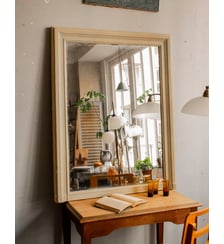 Miroir repeint en beige Igor N°1042- Produit chiné Debongout