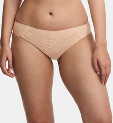 Slip finition broderie Chantelle