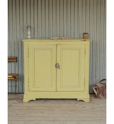 Buffet en bois jaune Gilbert N°1498- Produit chiné Debongout