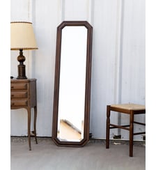 Grand miroir vertical biseauté en bois foncé Georges N°1361- Produit chiné Debongout