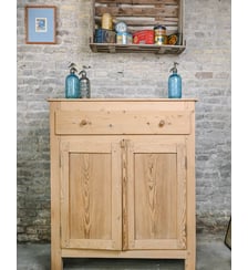 Buffet de campagne en pin clair Gilbert N°1794- Produit chiné Debongout
