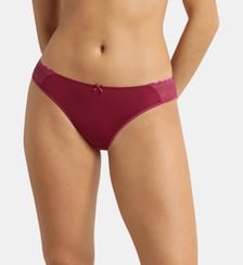 Slip dentelle Feminine Line Dim