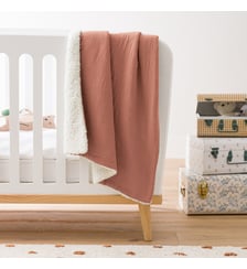 Couverture unie bébé gaze coton et sherpa Kumla La Redoute Interieurs