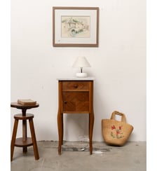 Table de chevet en bois et marbre blanc Odile N°1613 - Produit chiné Debongout