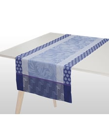 Chemin de table enduit Nature urbaine Le Jacquard Francais