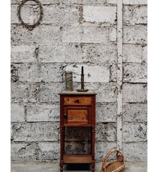 Table de chevet en marbre Odile N°492- Produit chiné Debongout