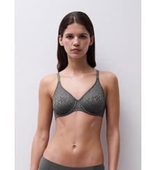 Soutien-gorge moulé emboîtant maille douce Chantelle