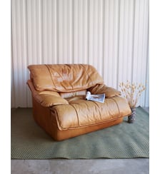 Fauteuil en cuir italien Jakob N°1395- Produit chiné Debongout