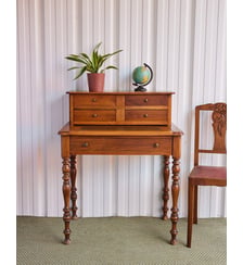 Bureau de dame en bois Edouard N°1040- Produit chiné Debongout