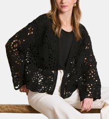 Gilet court ouvert en maille crochet La Fée Maraboutée
