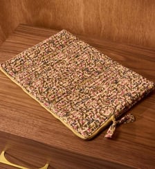 Pochette ordinateur imprimé indien Fleurs Agra Cyrillus
