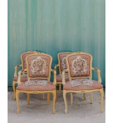 Lot de 4 fauteuils en bois beige et tissu rose Ernest N°1538- Produit chiné Debongout