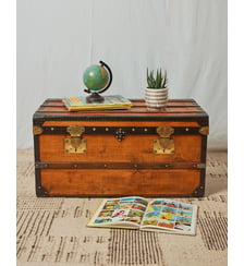 Petite malle en bois et laiton Lucienne N°239- Produit chiné Debongout