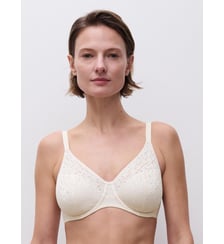 Soutien-gorge moulé emboîtant maille douce Chantelle