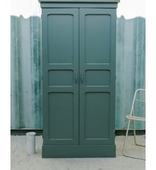 Armoire en bois vert Blandine N°527 - Produit chiné Debongout