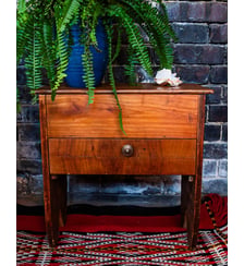 Table de chevet en bois Maïa N°254- Produit chiné Debongout