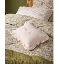 Coussin volanté en gaze et broderie dorée Cyrillus