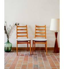 Duo de chaises en bois Alma N°456- Produit chiné Debongout