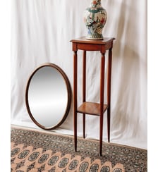 Table sellette en bois Francine N°462- Produit chiné Debongout