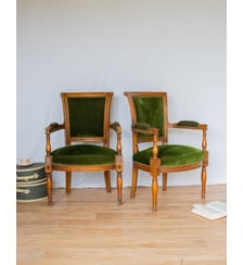 Paire de fauteuils en velours Ernest N°649- Produit chiné Debongout