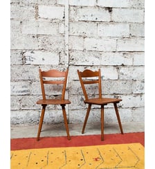 Paire de chaises en bois Alma N°733- Produit chiné Debongout