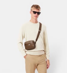 Mini sac reporter Ossian en cuir Lacoste