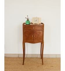 Table de chevet en bois Odile N°1622 - Produit chiné Debongout