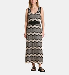 Robe longue sans manches en crochet La Fée Maraboutée