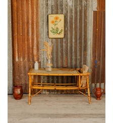 Table basse avec porte-revues en rotin Léonie N°1605 - Produit chiné Debongout