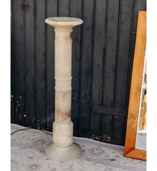 Lampe sculptée en albâtre Julia N°887- Produit chiné Debongout