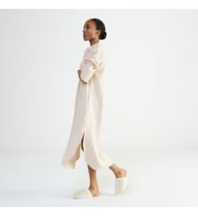 Chemise de nuit longue col classique en flanelle de coton Laurence Tavernier
