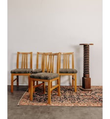 Lot de 4 chaises en tissu léopard Claude N°1632- Produit chiné Debongout