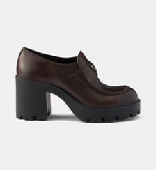 Mocassins à talon bloc et semelle crantée Prada