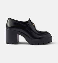 Mocassins à talon en cuir brossé Prada
