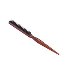 Brosse à crêper en bois et poils de sanglier. Fiona Franchimon