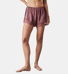 Short de pyjama satiné court détails résille ajourée Calvin Klein