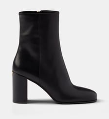 Bottines à talons en cuir signature Prada