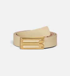 Ceinture cuir grainé boucle monogramme Victoria Beckham
