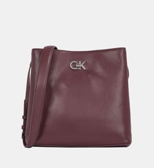 Sac seau Convertible enduit Calvin Klein