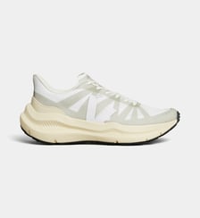 Baskets basses de running Condor 3 Advanced Engineered Veja