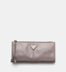 Pochette en cuir signature Prada