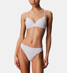 String Perfectly Fit  Calvin Klein