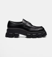 Mocassins Monolith en cuir brossé Prada
