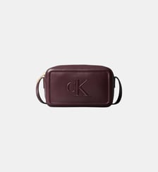Sac reporter Raised monogramme Calvin Klein