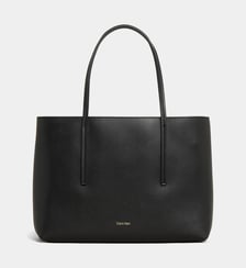 Sac cabas et sa pochette Calvin Klein