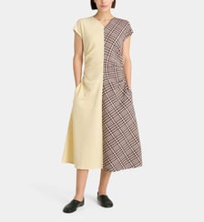 Robe évasée mi-longue à carreaux Stine Goya